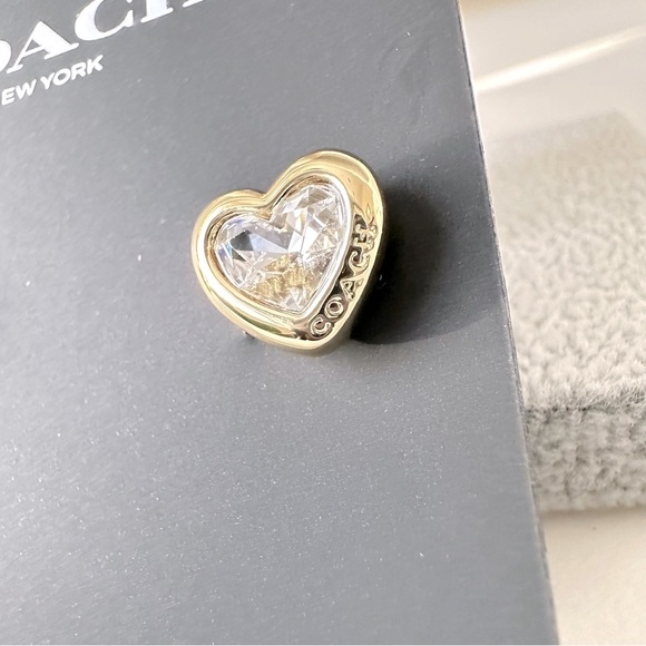 Coach Logo Crystal Heart Stud Gold Earrings New with Pouch - Picture 5 of 7